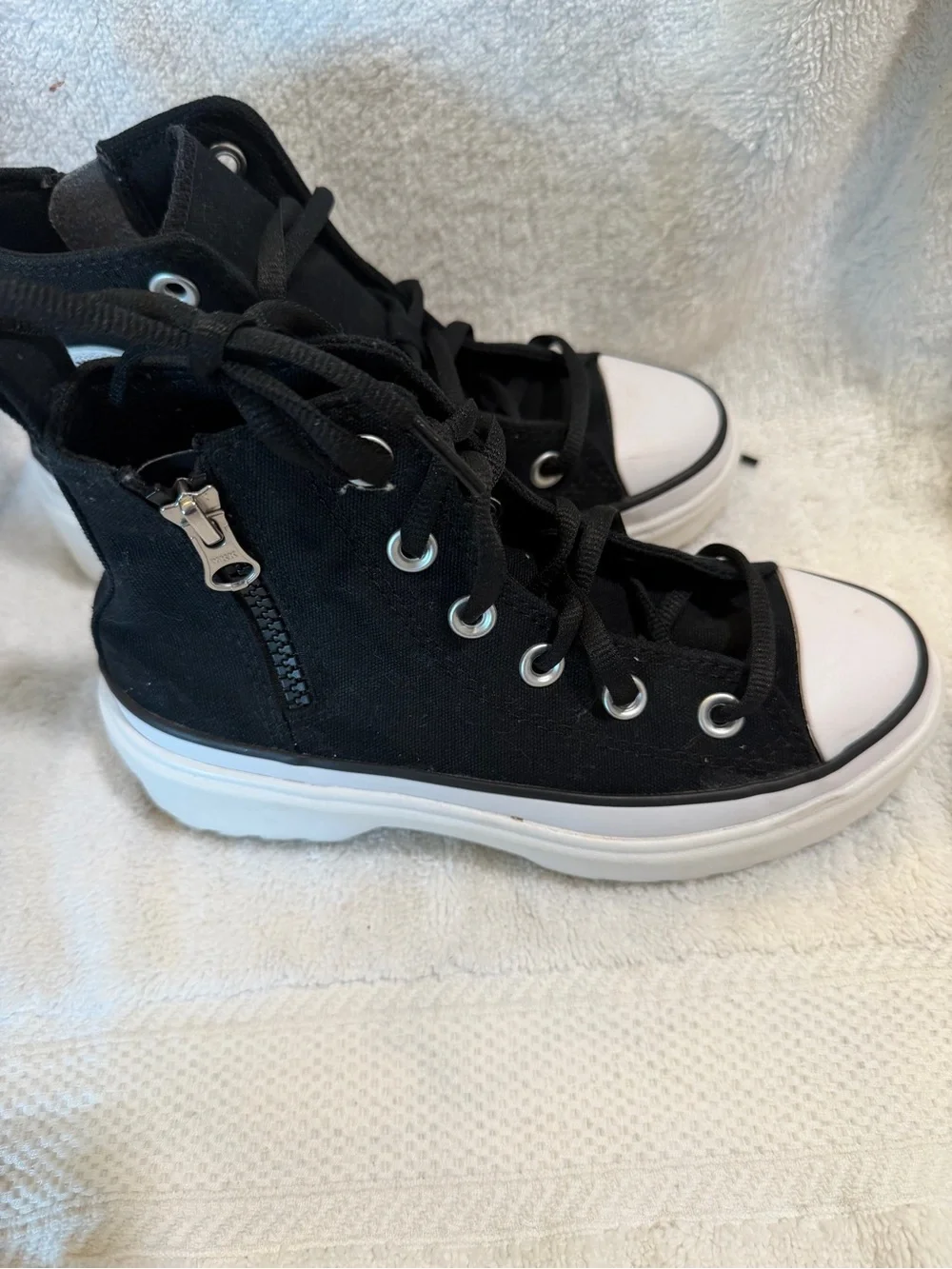 Converse Black High-Top platform Sneakers with White Toe Cap